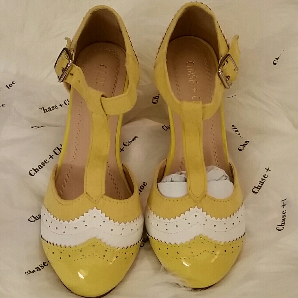 Chase +Chloe mid heel dress pumps  size 5.5